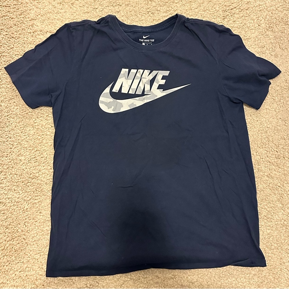 Nike T-Shirt